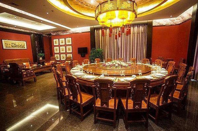 全聚德市值骤降折射行业之困 中华餐饮老字号与宾馆服务如何破局？