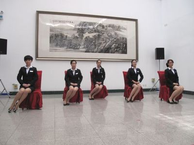 比武擂台显真技，淡季培训成果佳——宾馆服务新风貌